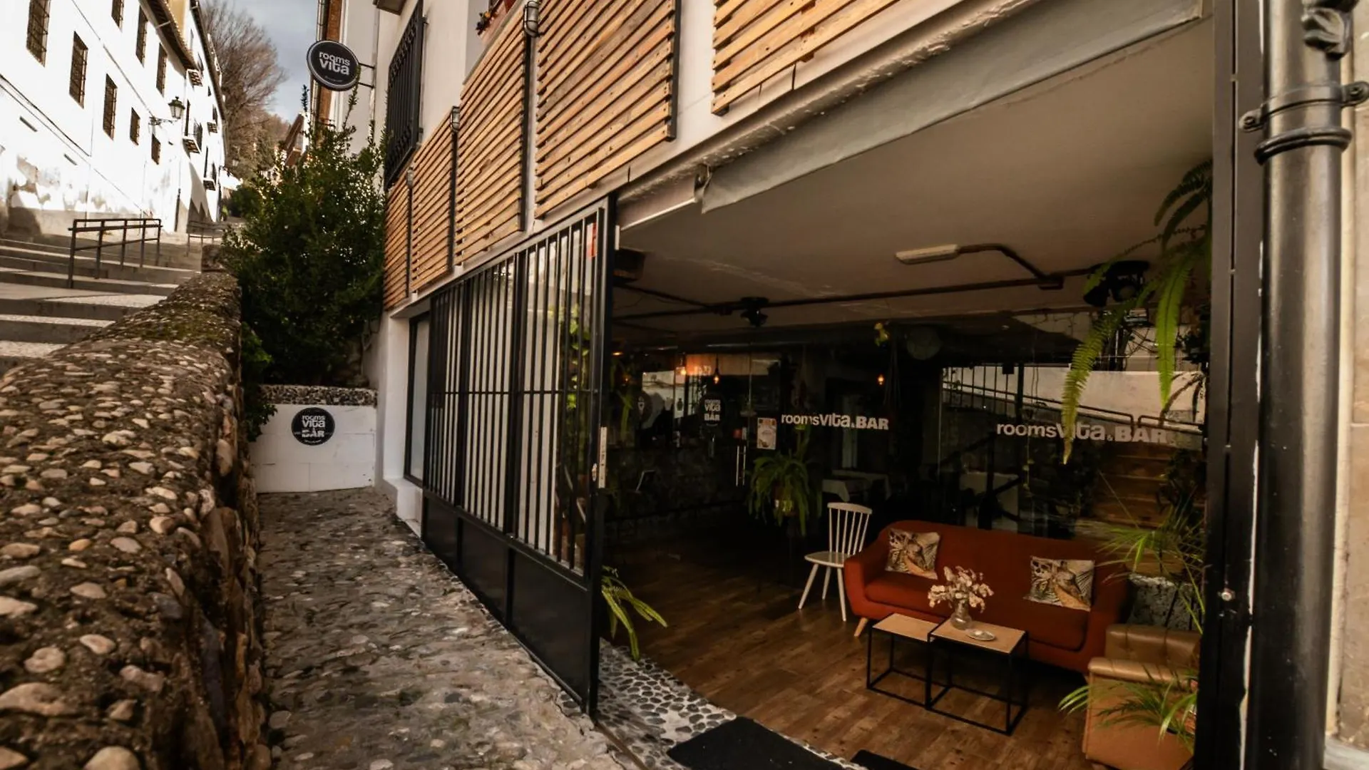Rooms Vita 0*, Granada Spain